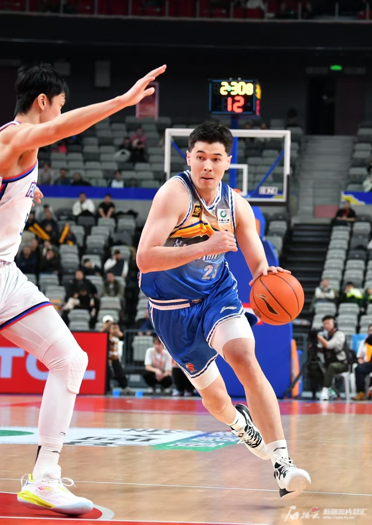 爱游戏官方入口-关于新疆男篮在最新一场比赛中表现出色，力压对手夺冠的信息
