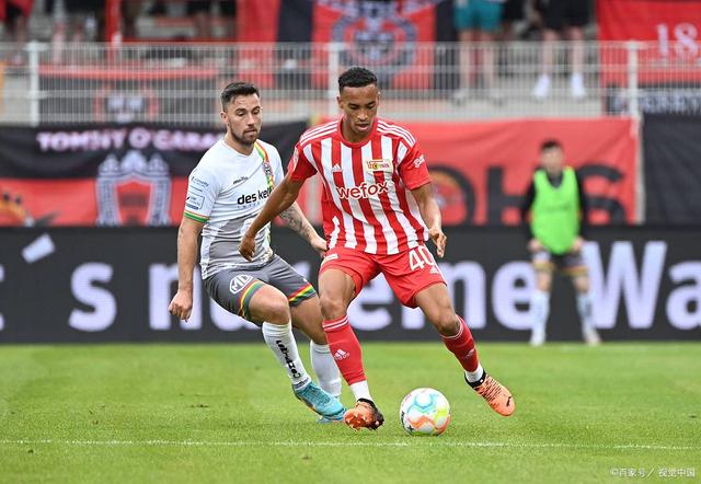 爱游戏官网-包含里昂前锋受伤下场，影响战术部署的词条