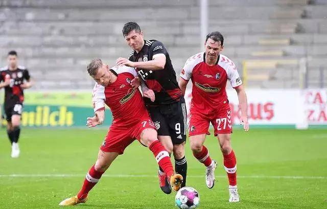 阿贾克斯大胜,顺利晋级欧洲赛区领先者的简单介绍 阿贾克斯大胜,顺利晋级欧洲赛区领先者的简单介绍