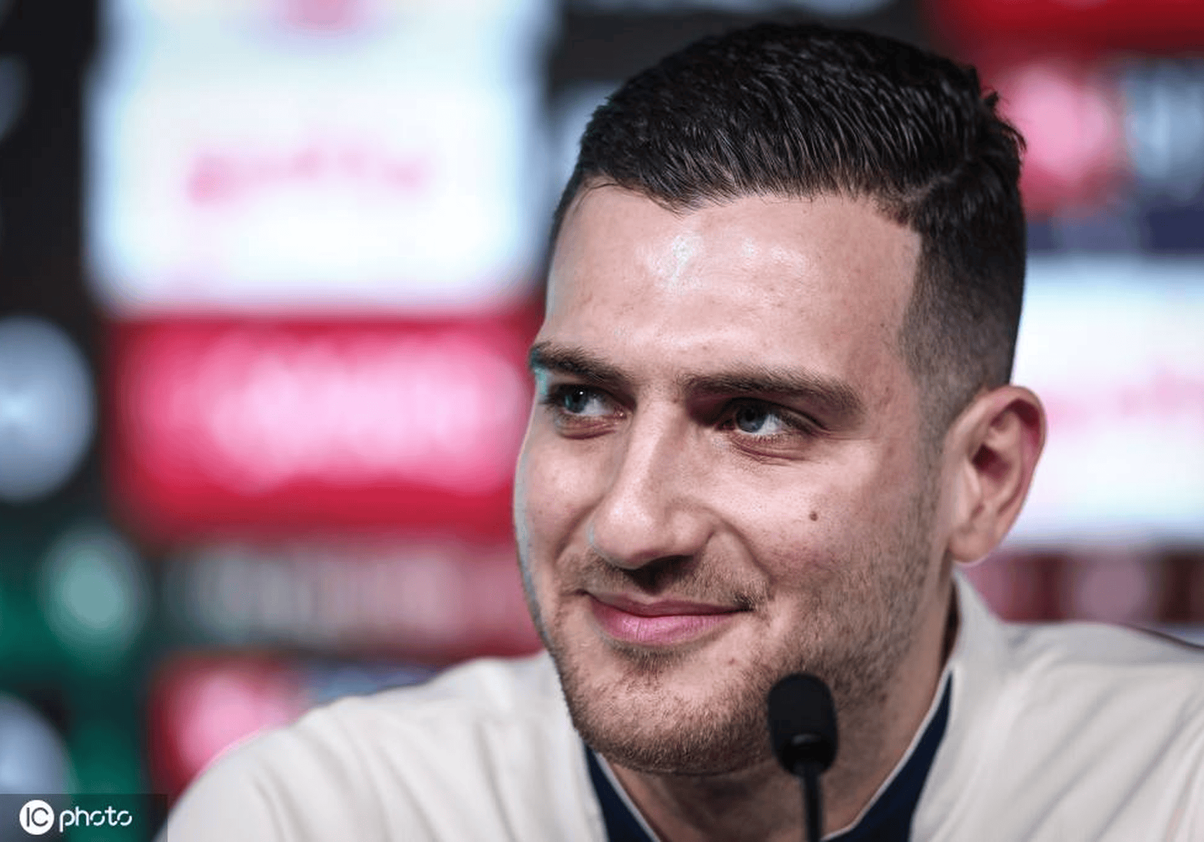 关于欧国联决赛闪亮登场英雄谁属谜底即将揭晓的信息 关于欧国联决赛闪亮登场英雄谁属谜底即将揭晓的信息