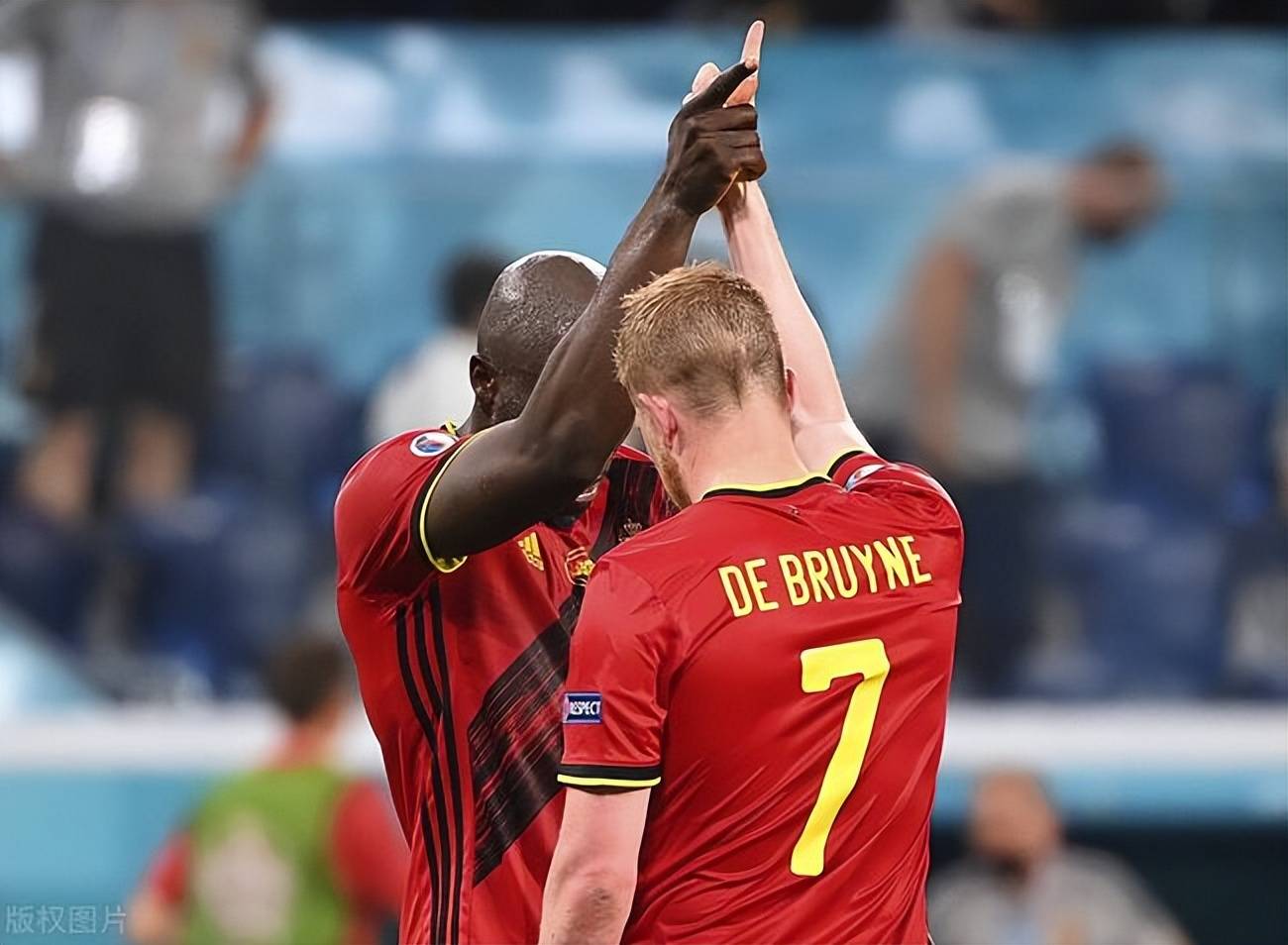 比利时击败克罗地亚,欧预赛连胜报道的简单介绍 比利时击败克罗地亚,欧预赛连胜报道的简单介绍