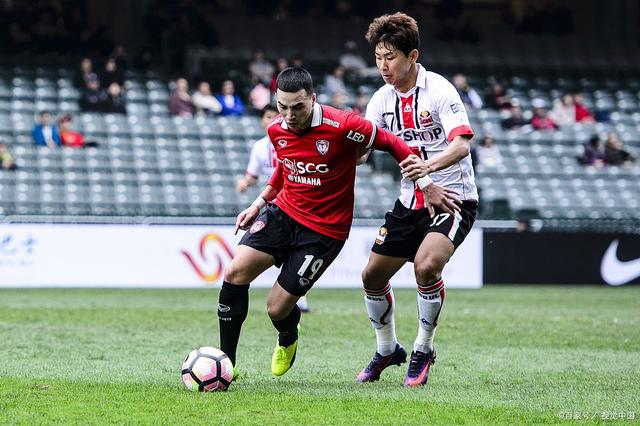 瓦朗谢纳队摆脱困境,法国足球联赛气势如虹的简单介绍 瓦朗谢纳队摆脱困境,法国足球联赛气势如虹的简单介绍