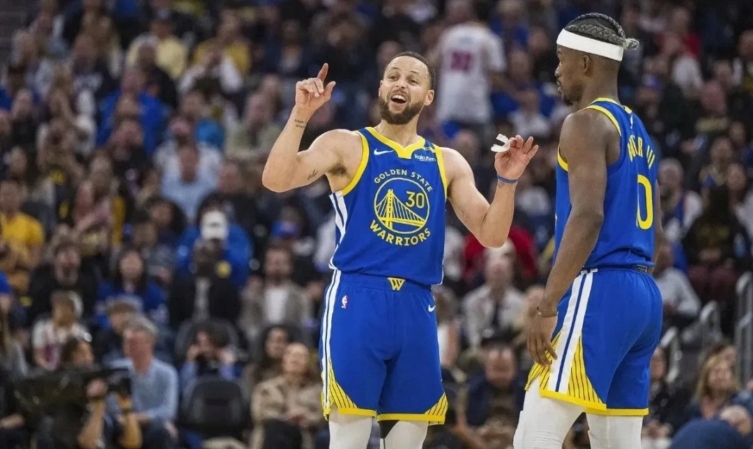 爱游戏官网入口-关于勇士队攻防两端发挥稳定，轻松战胜对手的信息