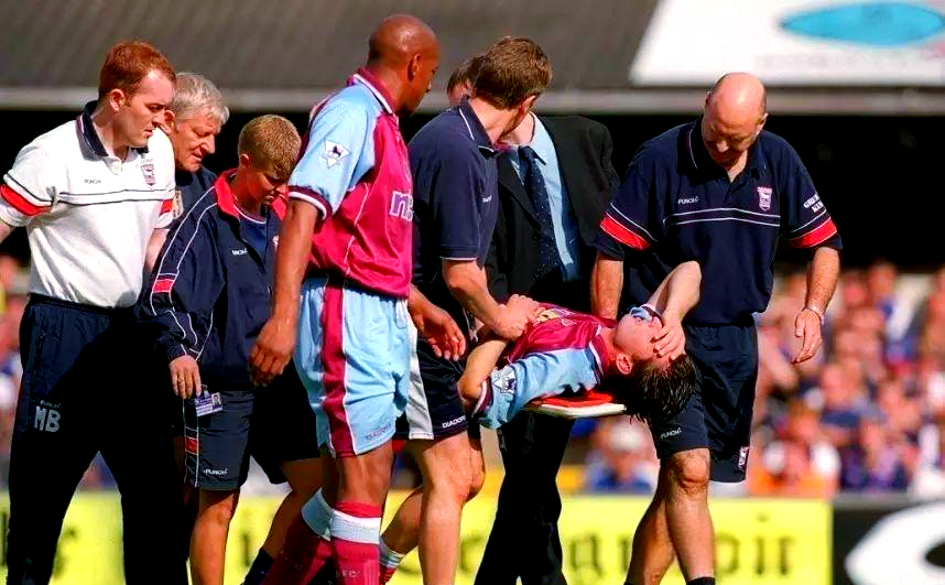 爱游戏官方登录入口-人队伤病态势不断，面临重大挑战