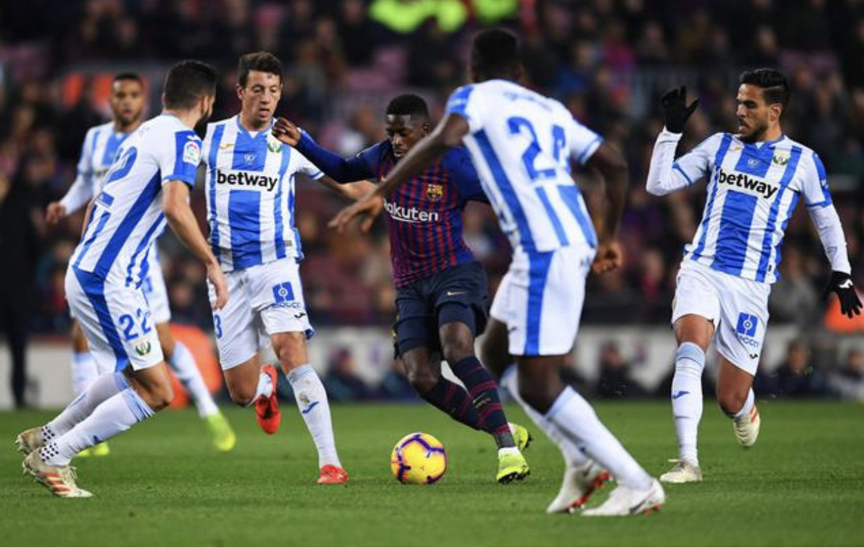 包含埃瓦尔逼平莱加内斯,表现出色的词条 包含埃瓦尔逼平莱加内斯,表现出色的词条