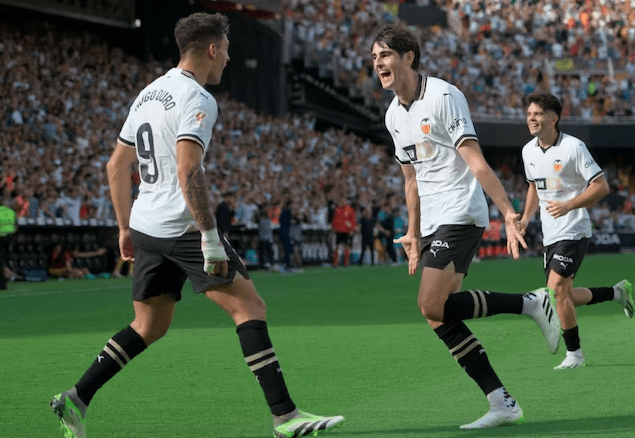 爱游戏在线登录-包含阿尔梅里亚全力以赴，对阵加的斯，追求三分的词条