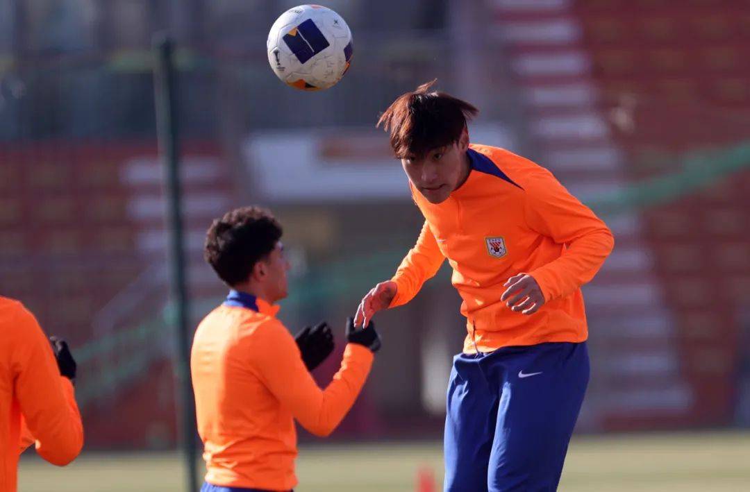 爱游戏官网入口-中国球队积极备战，迎战亚冠强手的简单介绍