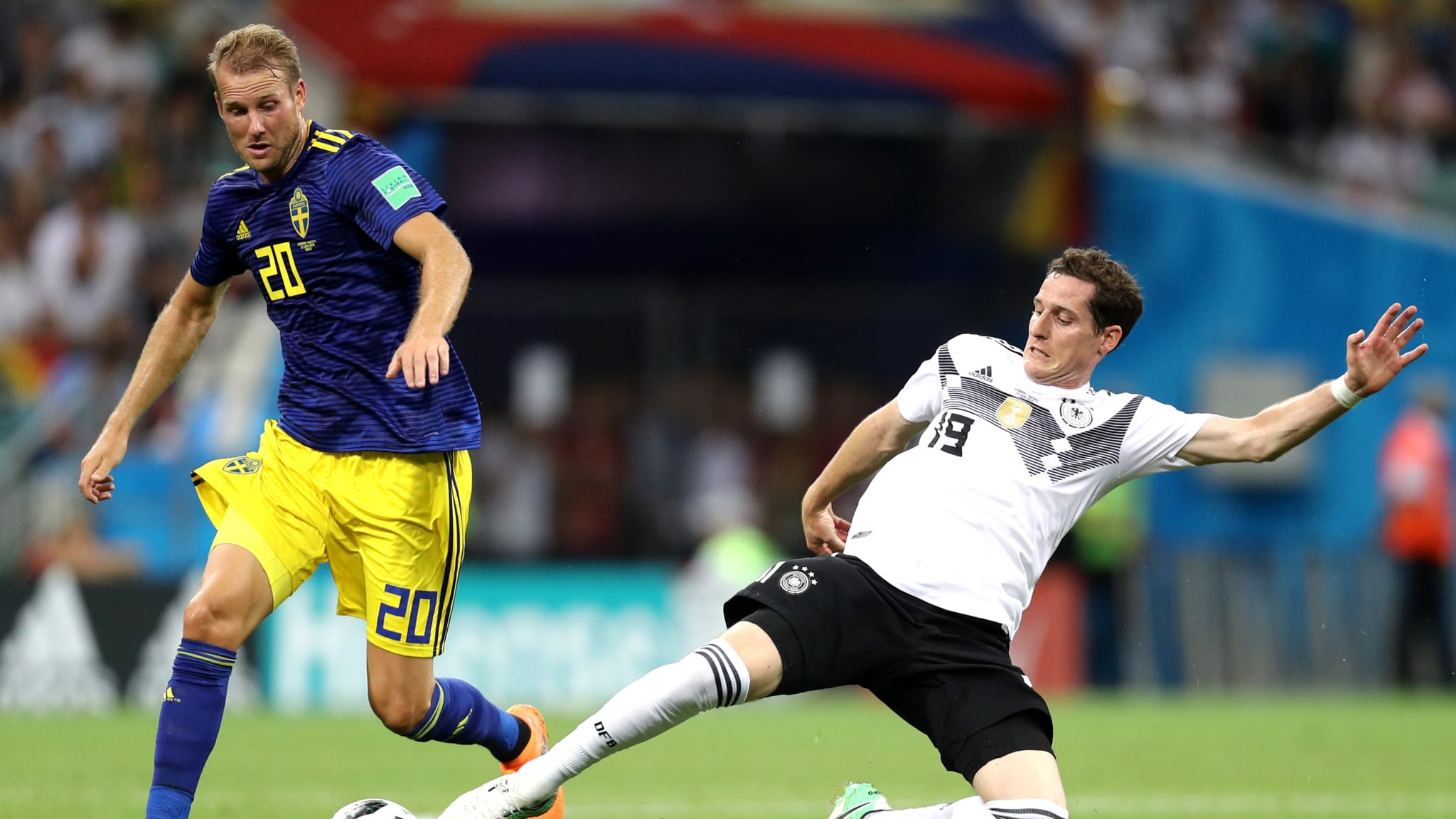 爱游戏-包含比利时战胜瑞典晋级，波兰悲情告别的词条