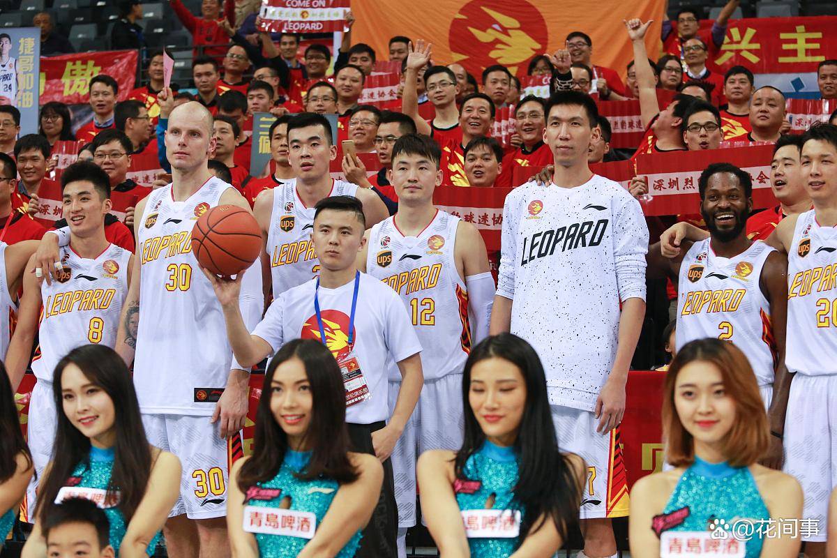 四川男篮在关键时刻力挽狂澜 四川男篮在关键时刻力挽狂澜