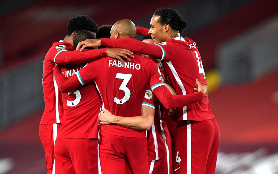 爱游戏在线登录-包含格拉德巴赫队员连胜中，积分榜排名稳步上升的词条