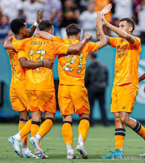 包含巴塞罗那力克切尔西，球员扬威称霸！的词条